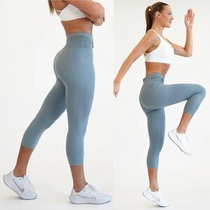 FlipBelt Air mid-weight crop leggings in stormy blue size M medium NWT gym sport